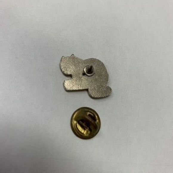 Vintage Raccoon Enamel Lapel Pin - Picture 3 of 4